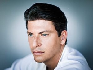 Music: Patrizio Buanne